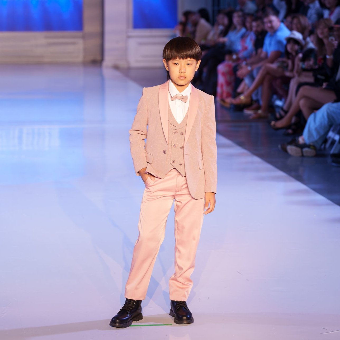 Classic Boys' Tuxedo Suit-1