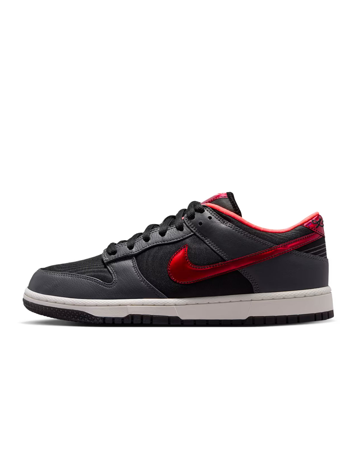 Nike Kobe Dunk Low Protro men's footwear in black and hot punch with a sleek design and signature style.