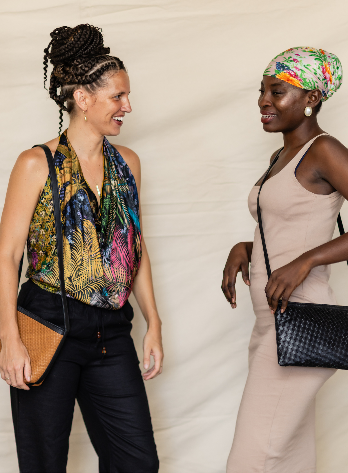 Deux Mains Panye woven crossbody bag on models
