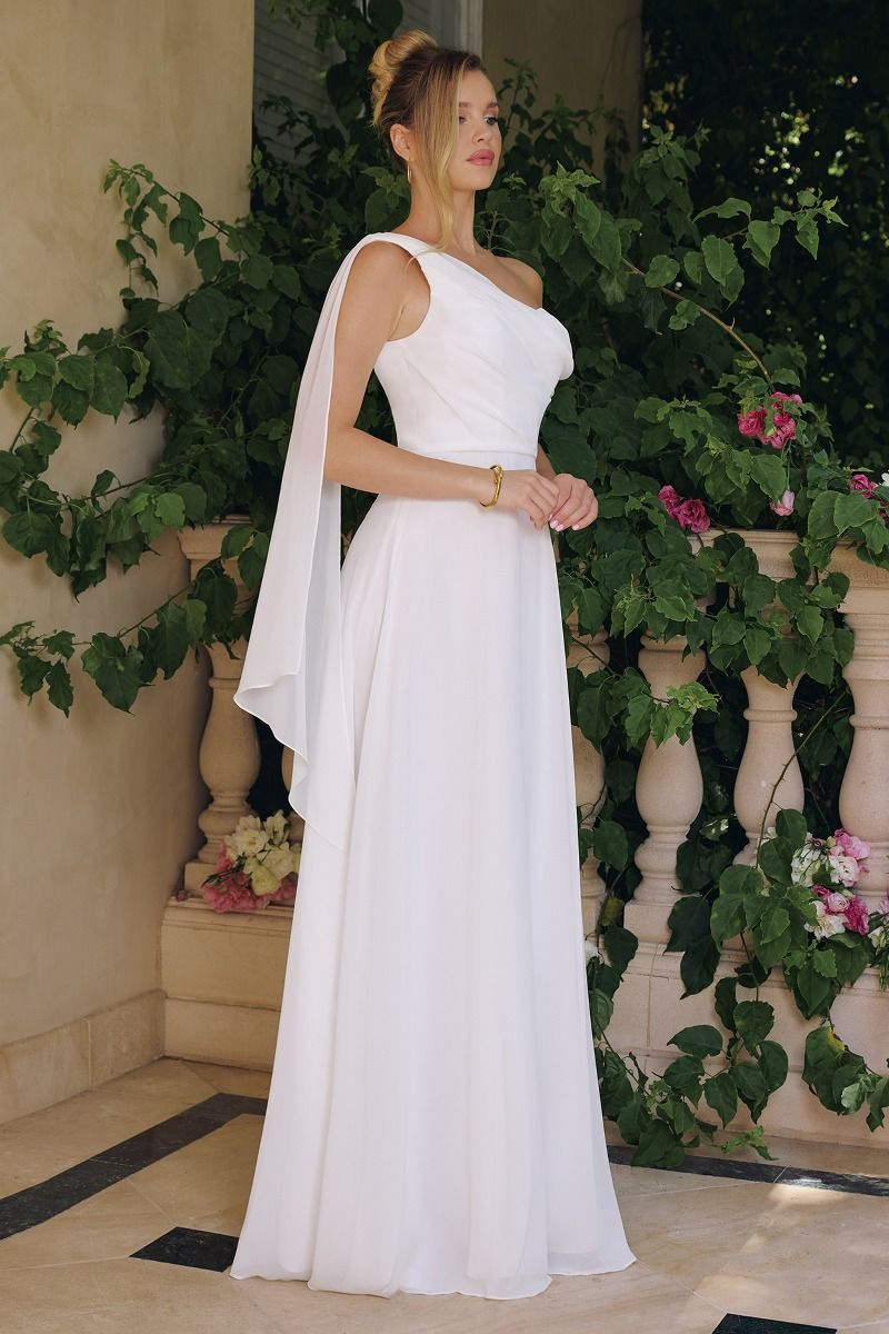 Flowing chiffon gown, one-shoulder neckline A-line - Farnelli