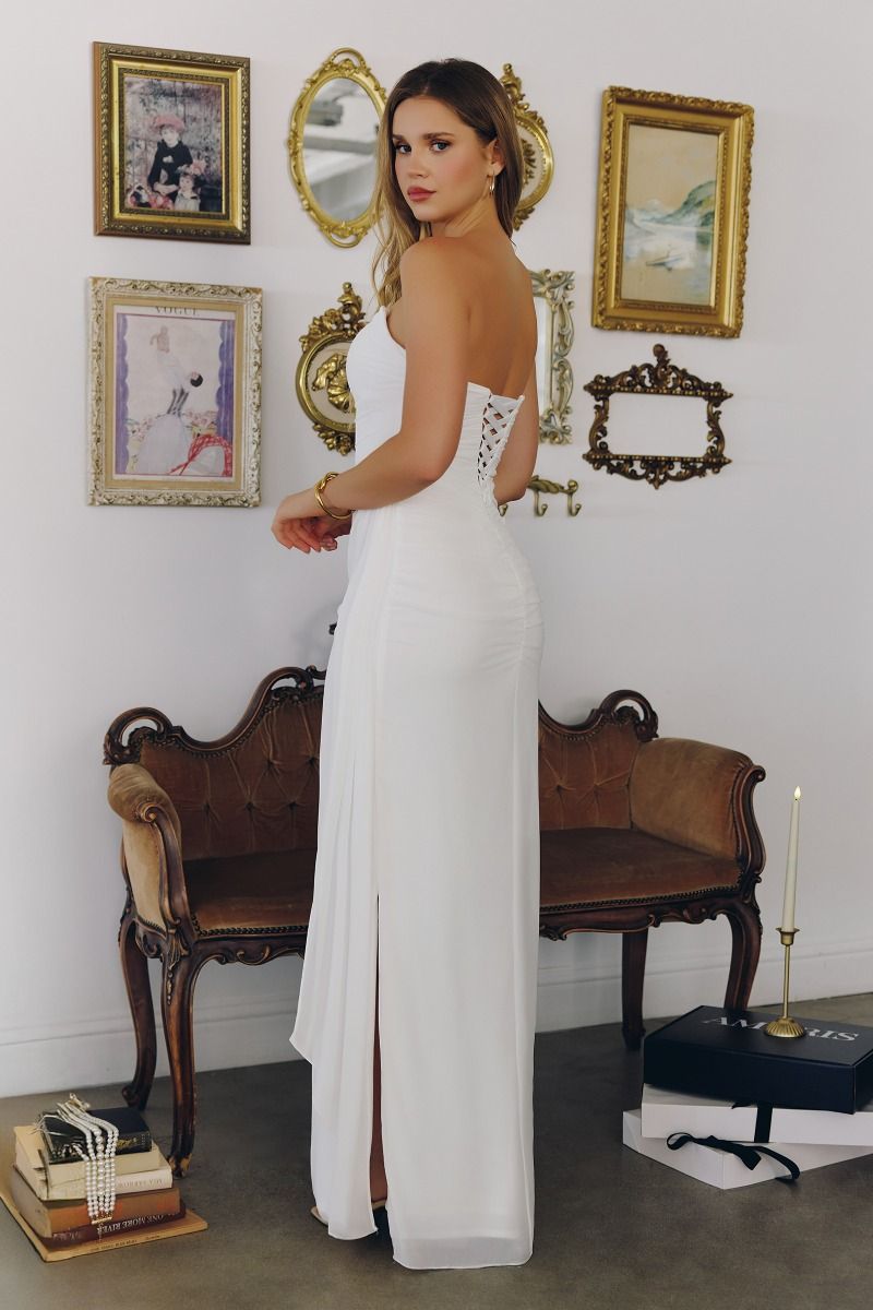 Strapless Chiffon Gown is, Sculpted Bodice and Draped Silhouette - Farnelli
