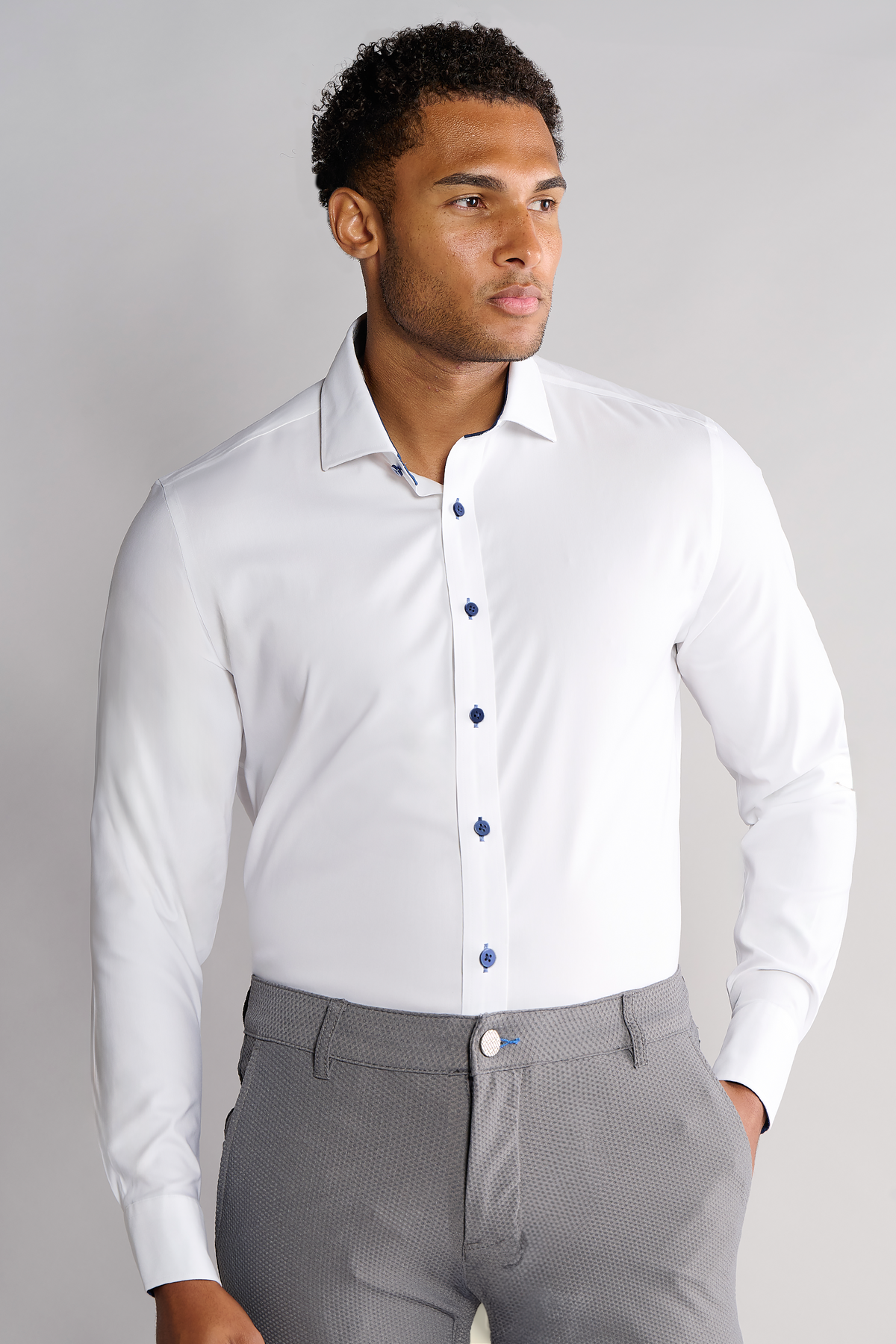 Men's white Twillory Leader Non-Iron contrast shirt with navy collar and cuffs, front view showing stylish design.